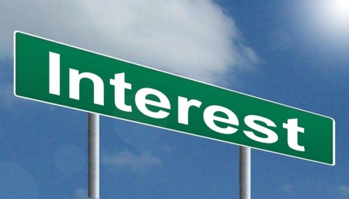 Interest Rates and Bond Yields: A Comparative Analysis
